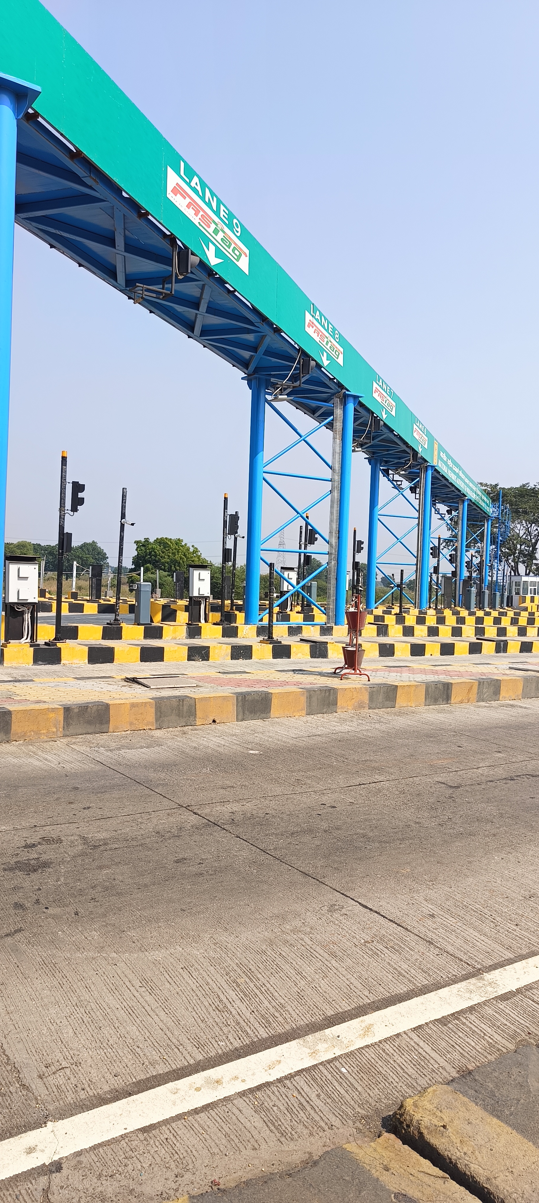 Roadline fabrication and board side reling 