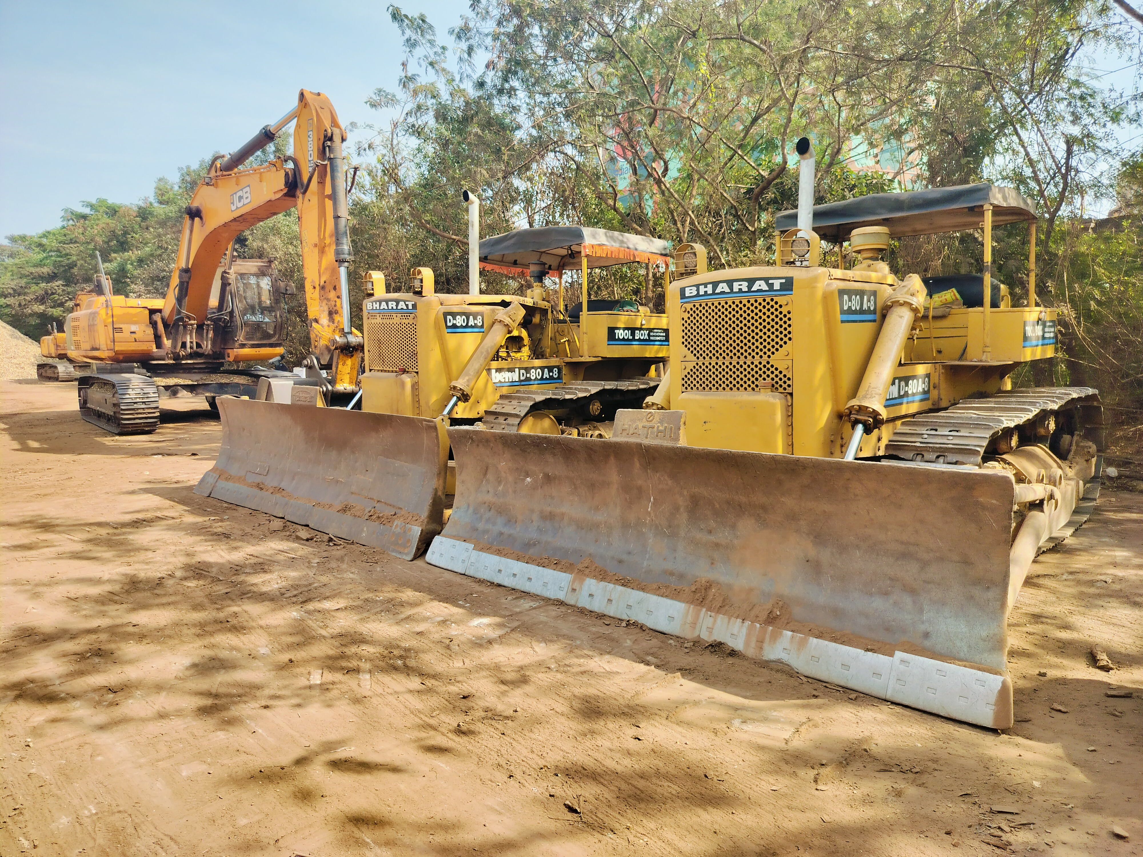 BEML BULLDOZER D80 A8 